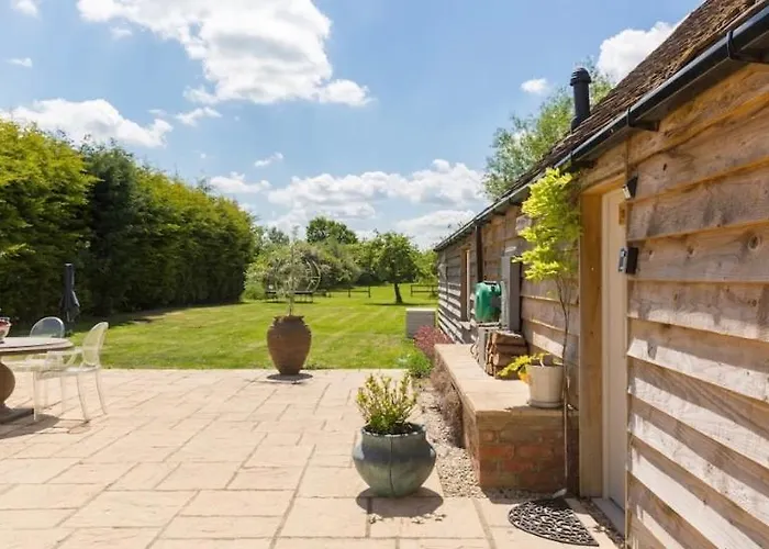 Cotswolds Lodge In Minster Lovell